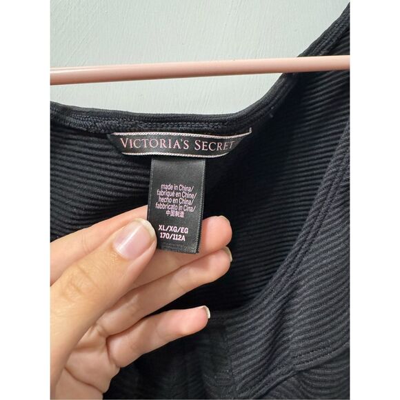 Victoria’s Secret size XL Black ribbed Crop Top with underwire - Picture 6 of 7